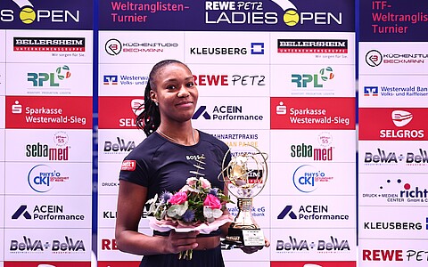 Rewe Petz Ladies Open - Noma Noha Akugue stoppt Avdeevas Lauf